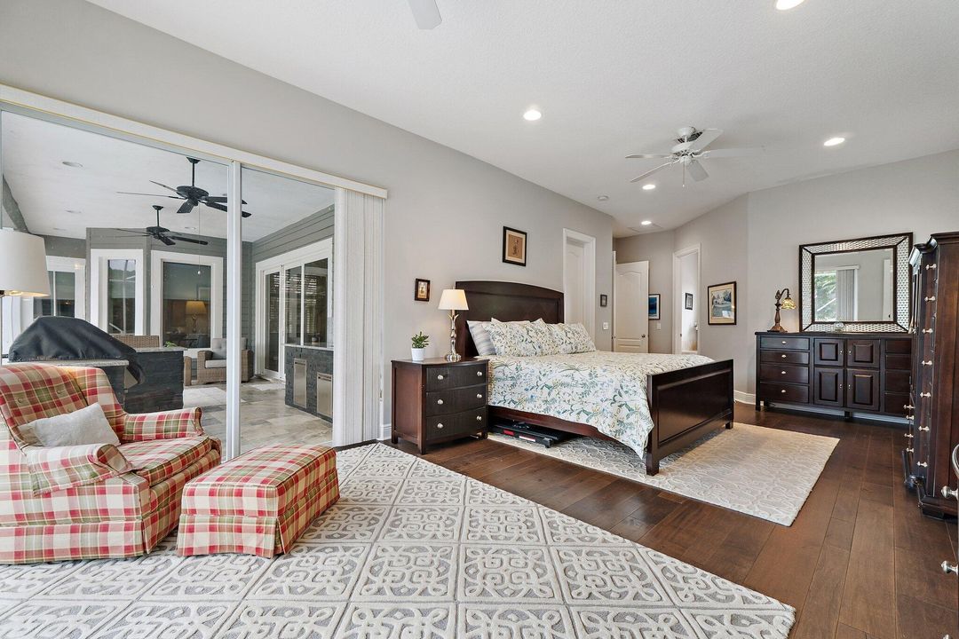 For Sale: $1,850,000 (4 beds, 4 baths, 3353 Square Feet)