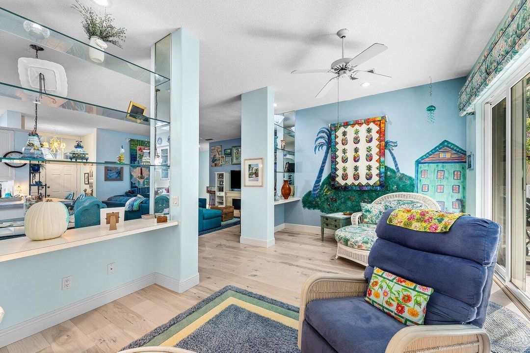 待售: $796,999 (3 贝兹, 2 浴室, 1975 平方英尺)