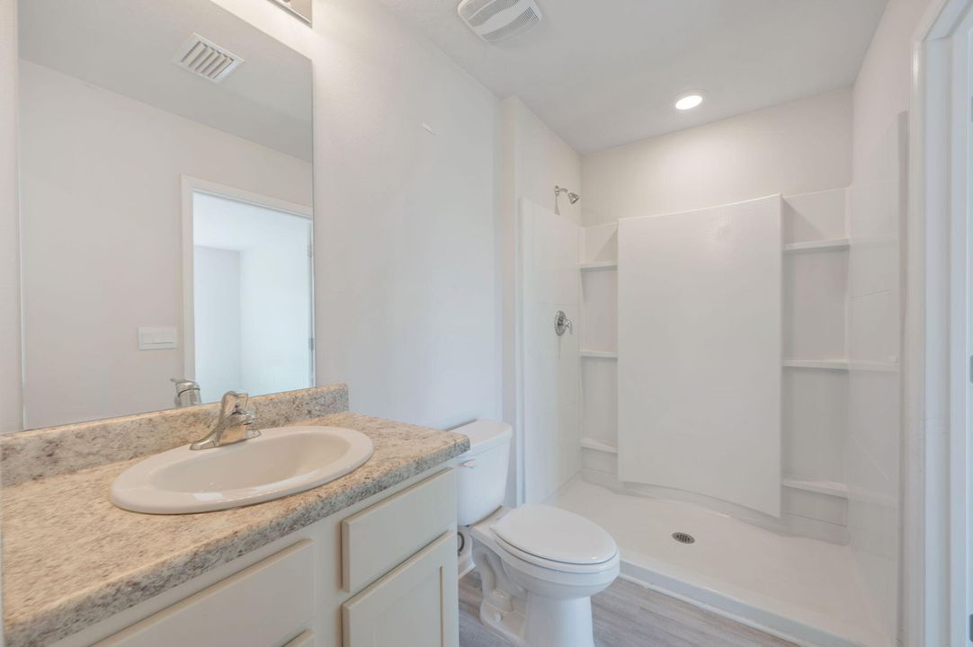 For Sale: $275,000 (4 beds, 2 baths, 1500 Square Feet)