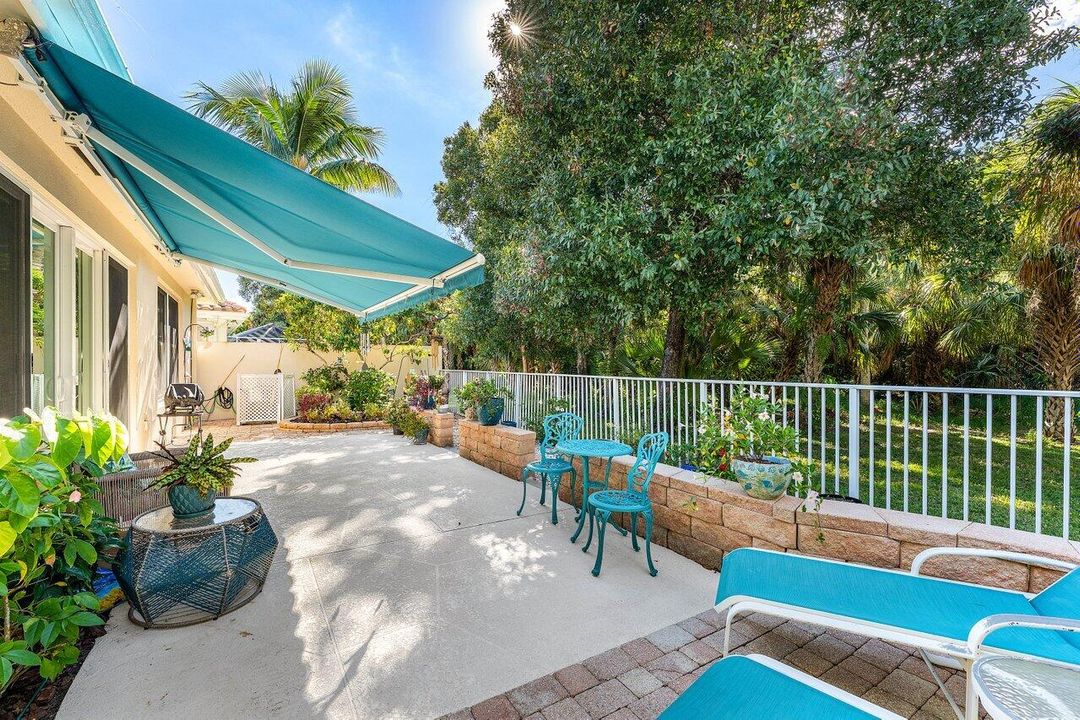 待售: $796,999 (3 贝兹, 2 浴室, 1975 平方英尺)