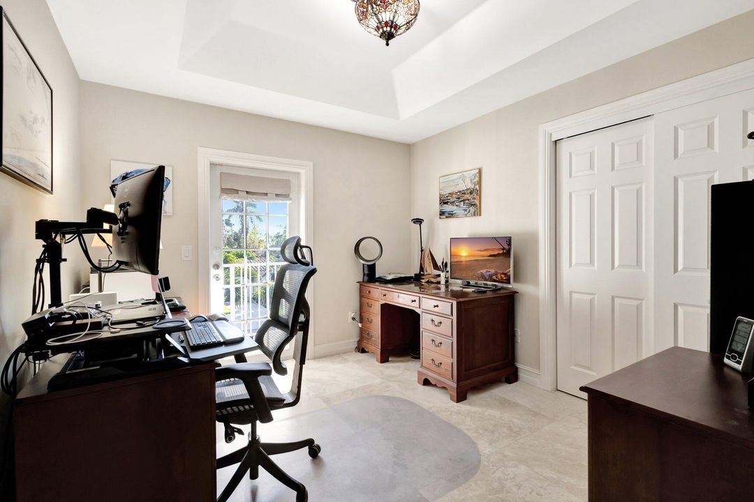 待售: $2,195,000 (4 贝兹, 3 浴室, 2585 平方英尺)