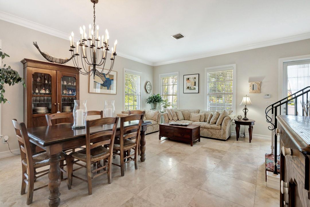 待售: $2,195,000 (4 贝兹, 3 浴室, 2585 平方英尺)