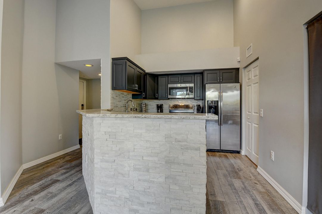 Active With Contract: $2,800 (3 beds, 2 baths, 1233 Square Feet)