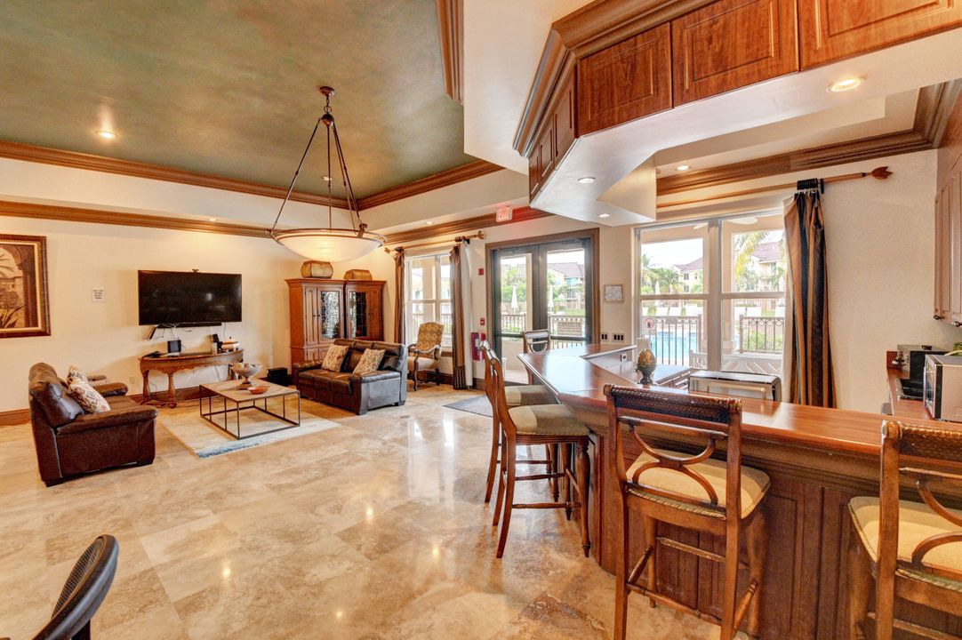 Active With Contract: $2,800 (3 beds, 2 baths, 1233 Square Feet)