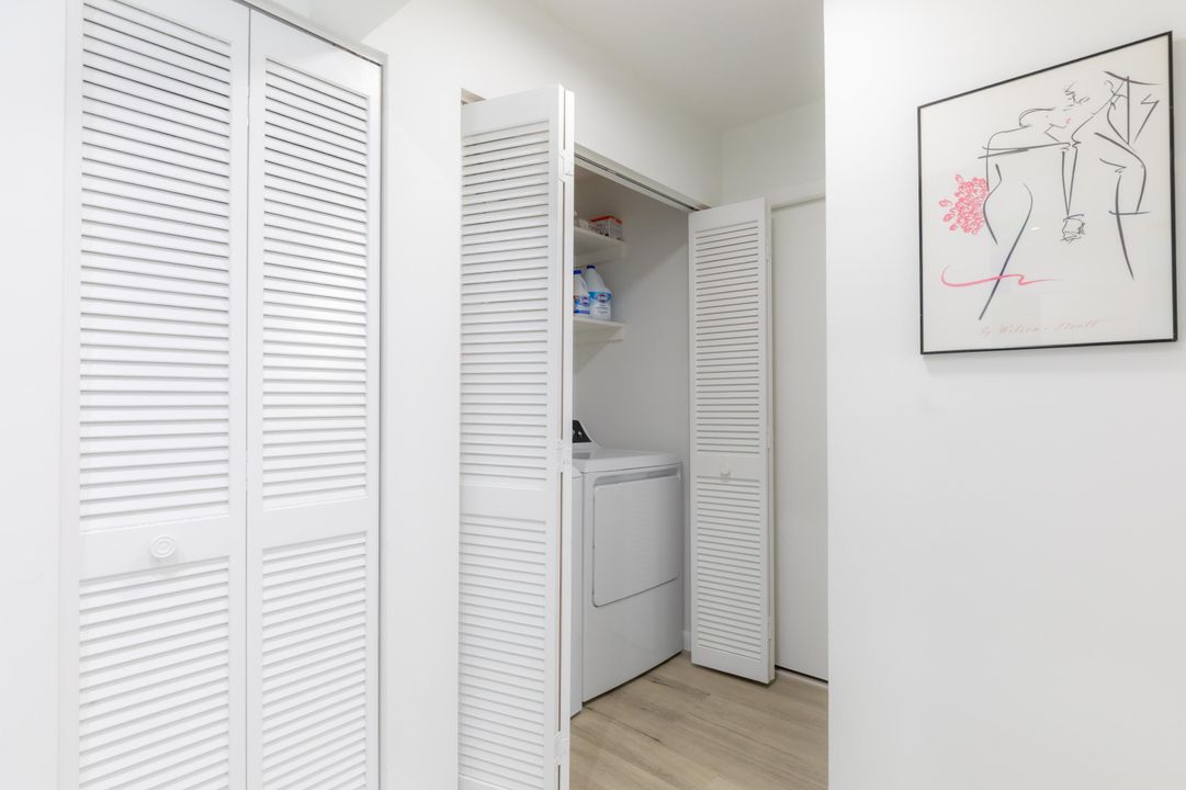 For Sale: $429,000 (2 beds, 2 baths, 1135 Square Feet)