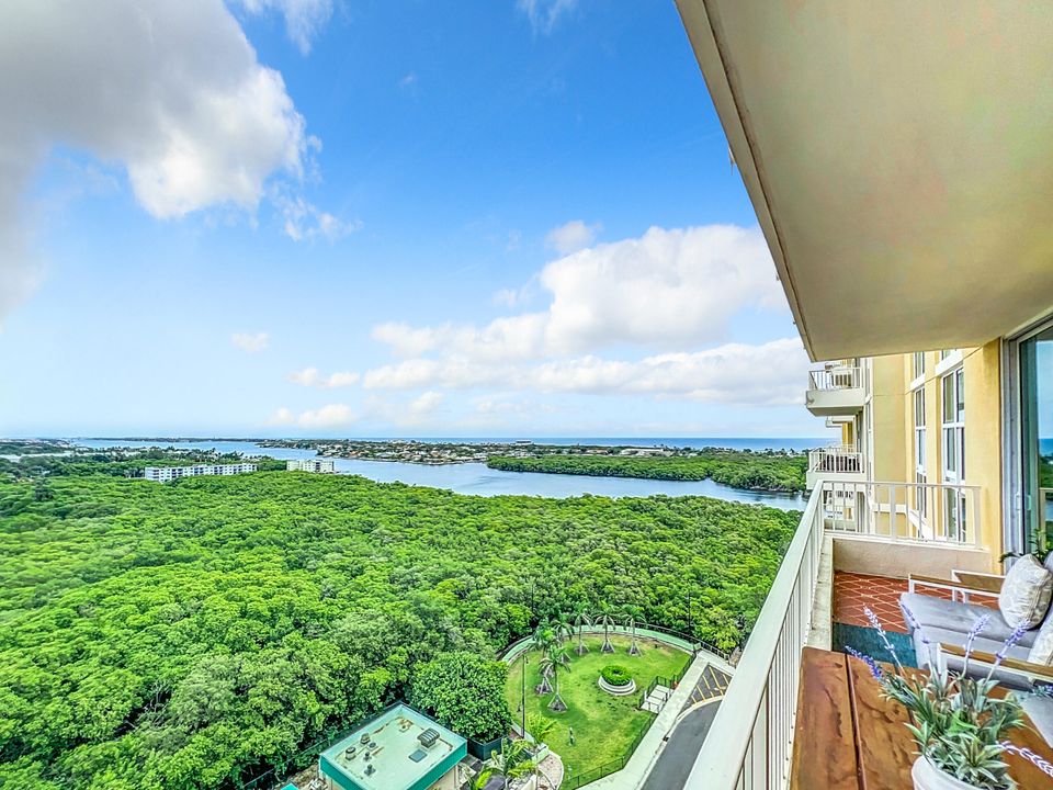 В аренду: $3,500 (3 спален, 2 ванн, 1385 Квадратных фут)