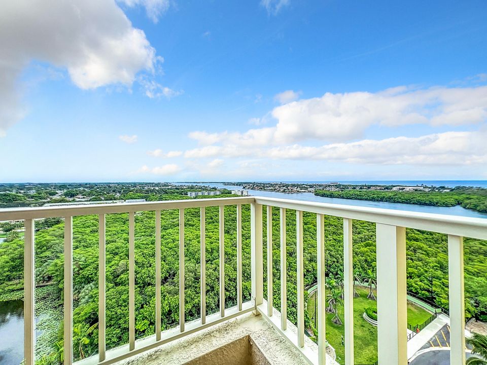 В аренду: $3,500 (3 спален, 2 ванн, 1385 Квадратных фут)