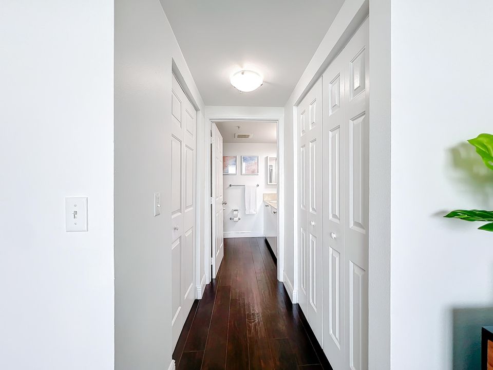 В аренду: $3,500 (3 спален, 2 ванн, 1385 Квадратных фут)