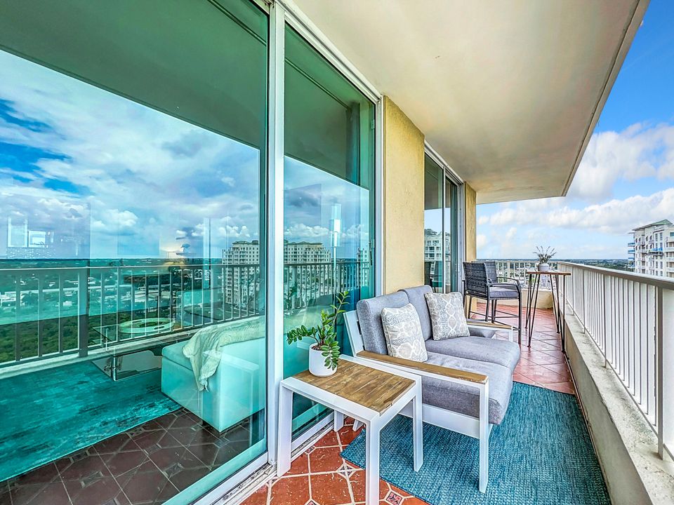 В аренду: $3,500 (3 спален, 2 ванн, 1385 Квадратных фут)