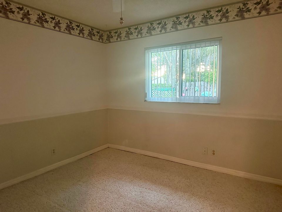 For Sale: $835,000 (4 beds, 2 baths, 1944 Square Feet)