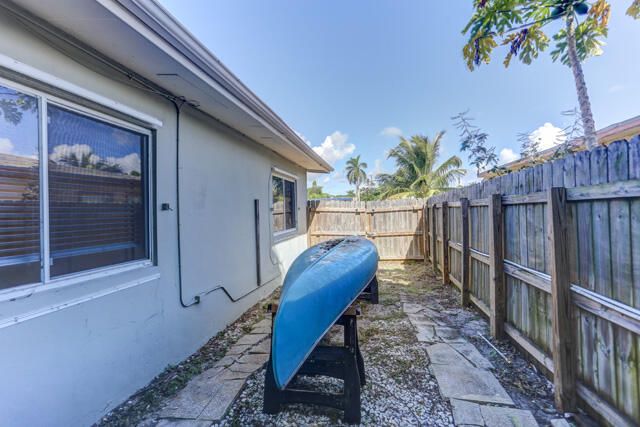 На продажу: $430,000 (3 спален, 2 ванн, 1326 Квадратных фут)