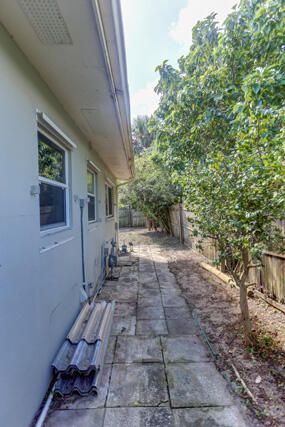 На продажу: $430,000 (3 спален, 2 ванн, 1326 Квадратных фут)