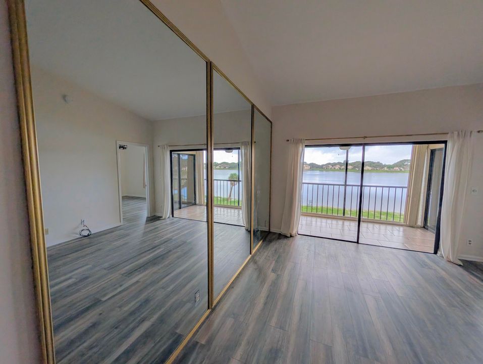 合同活跃: $424,900 (3 贝兹, 2 浴室, 1178 平方英尺)