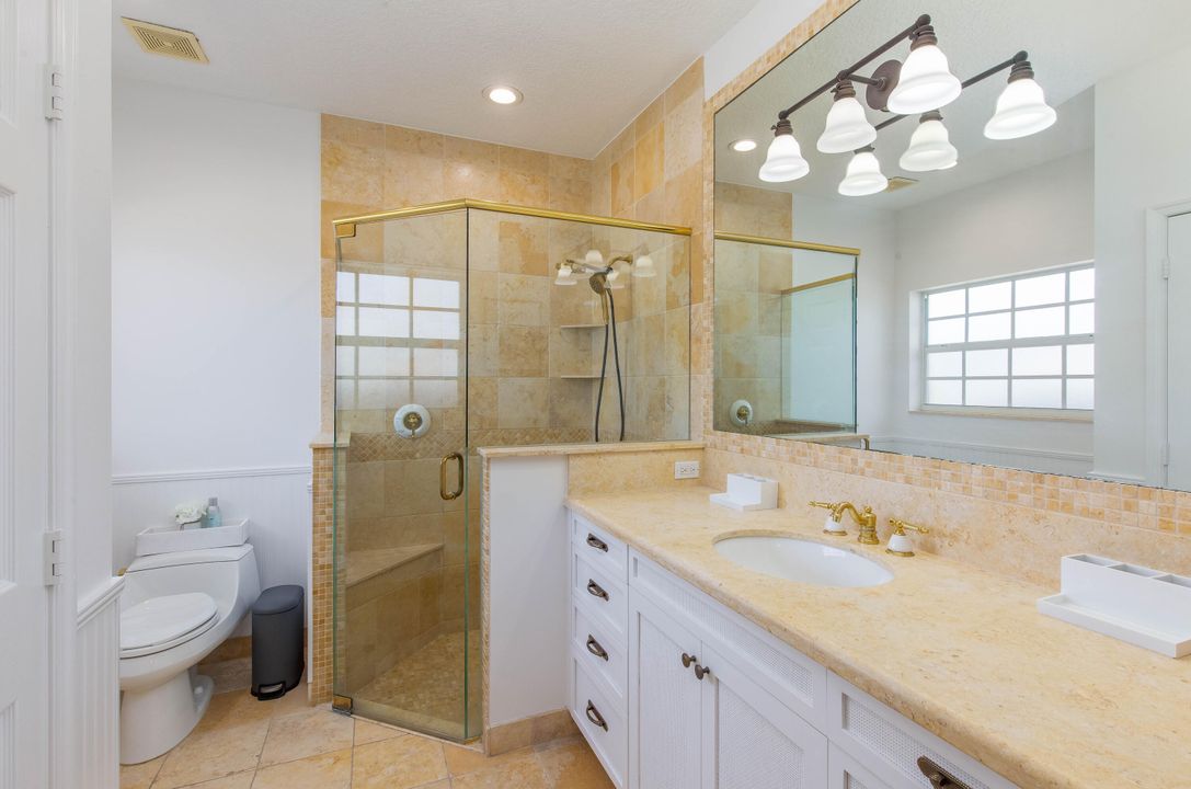 For Sale: $5,200,000 (3 beds, 3 baths, 3463 Square Feet)