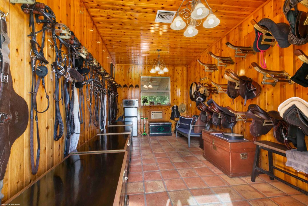 For Sale: $5,200,000 (3 beds, 3 baths, 3463 Square Feet)