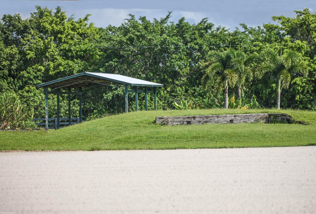 For Sale: $5,200,000 (3 beds, 3 baths, 3463 Square Feet)