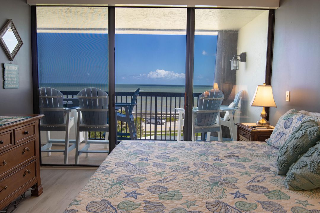 В аренду: $4,300 (2 спален, 2 ванн, 1000 Квадратных фут)