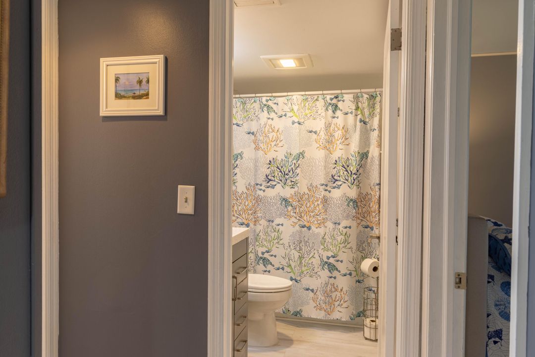 В аренду: $4,300 (2 спален, 2 ванн, 1000 Квадратных фут)