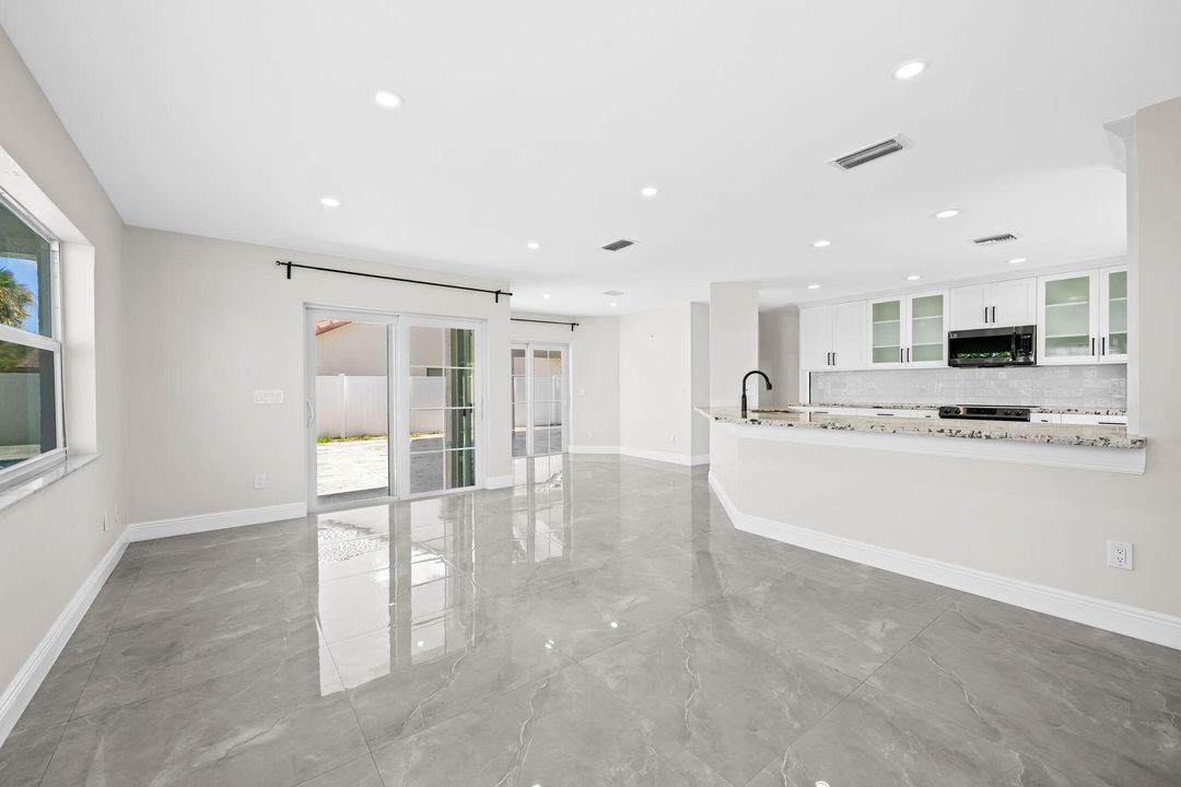 For Sale: $1,225,000 (4 beds, 3 baths, 2559 Square Feet)