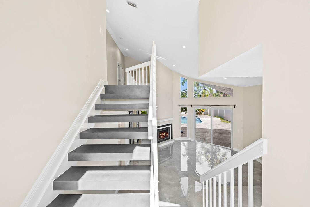 For Sale: $1,225,000 (4 beds, 3 baths, 2559 Square Feet)