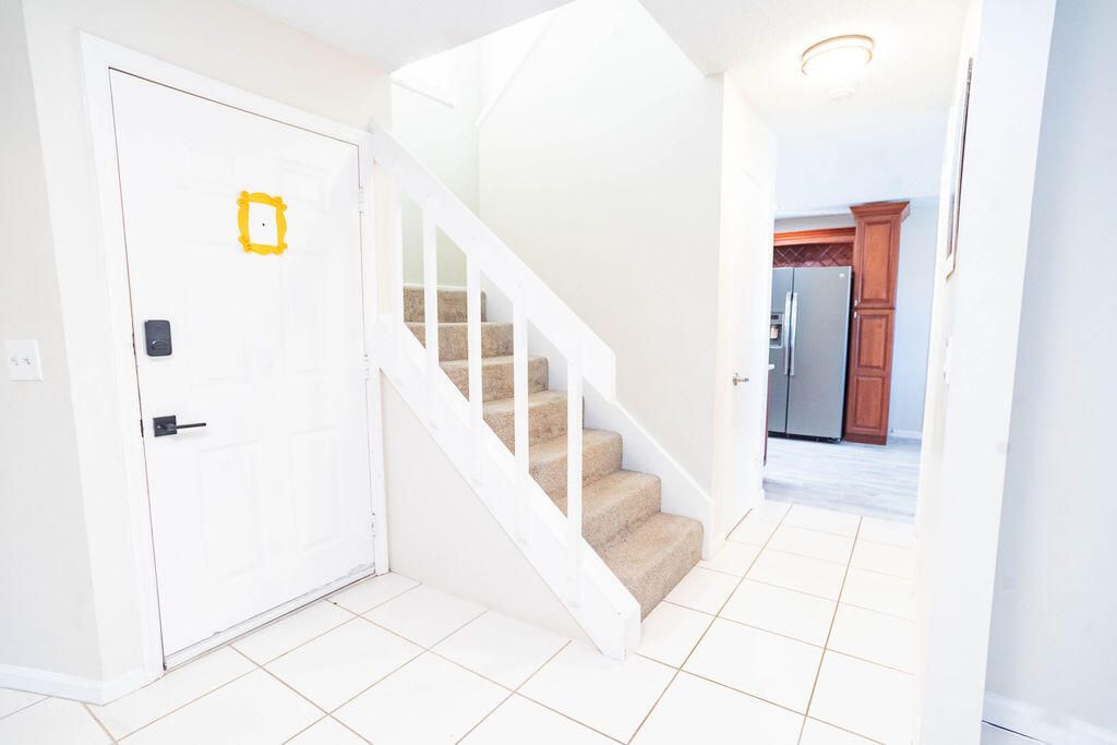 待售: $235,000 (2 贝兹, 2 浴室, 1250 平方英尺)