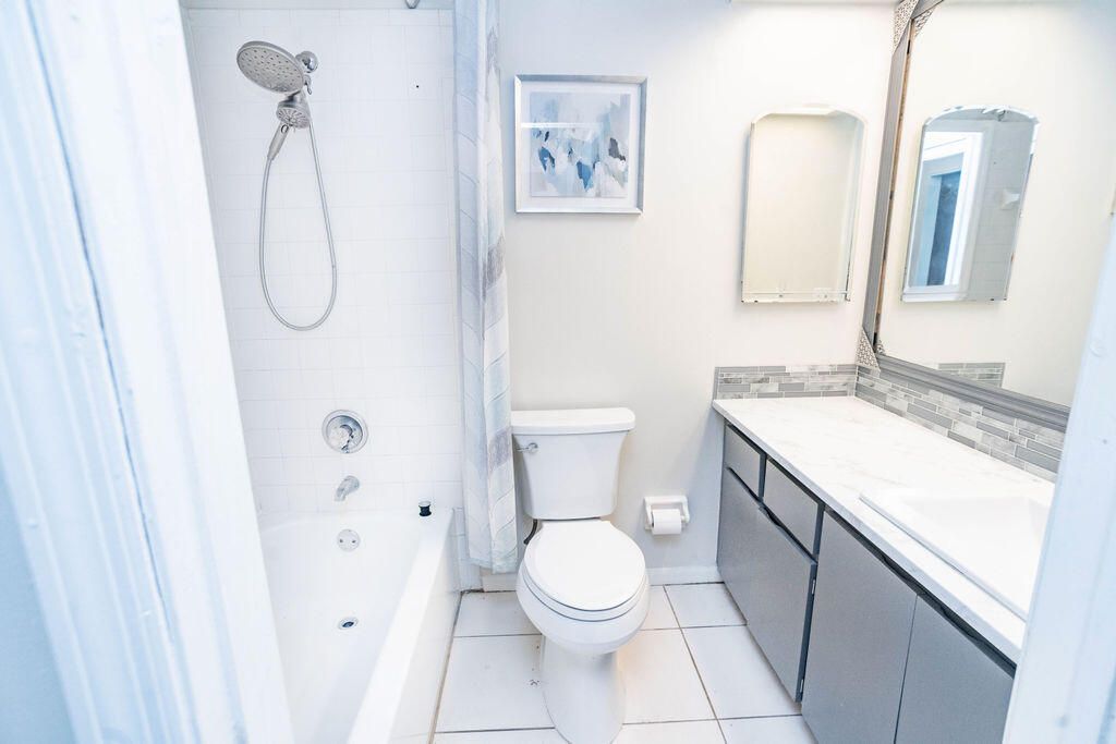 待售: $235,000 (2 贝兹, 2 浴室, 1250 平方英尺)