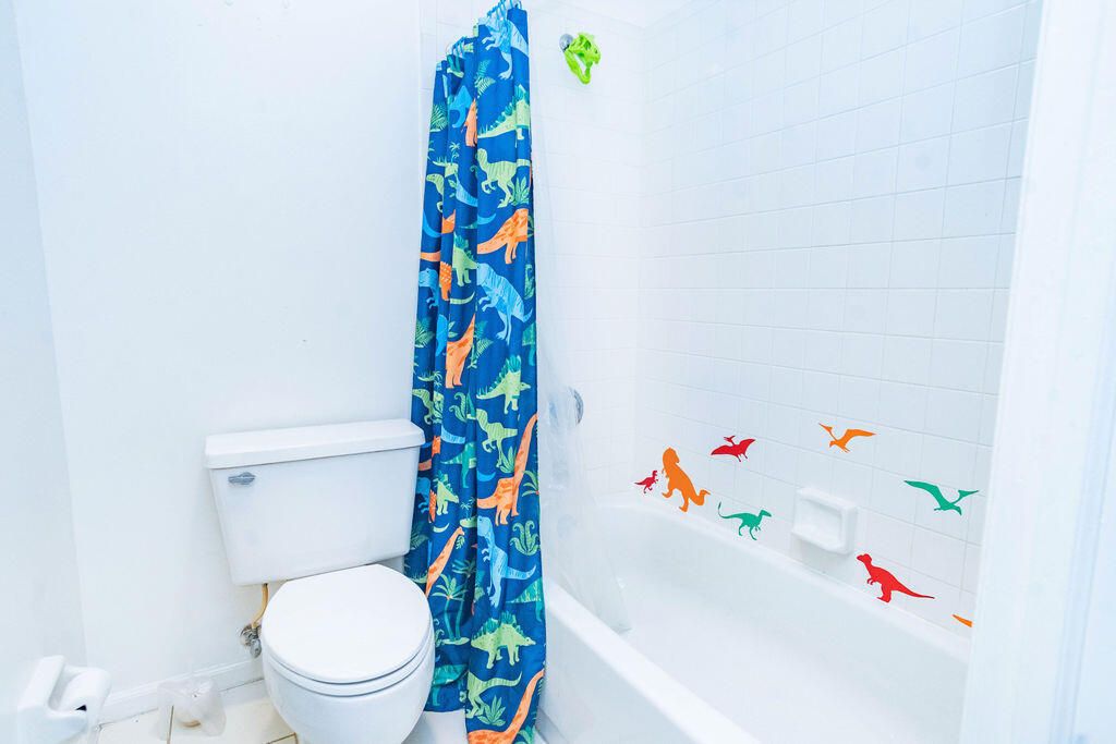 待售: $235,000 (2 贝兹, 2 浴室, 1250 平方英尺)