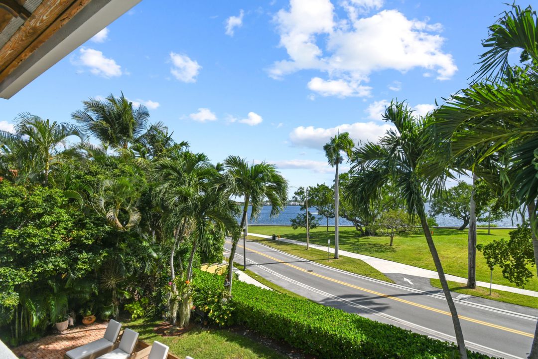 En Venta: $7,895,000 (5 camas, 5 baños, 4520 Pies cuadrados)