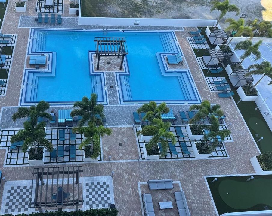 For Rent: $3,500 (1 beds, 1 baths, 777 Square Feet)