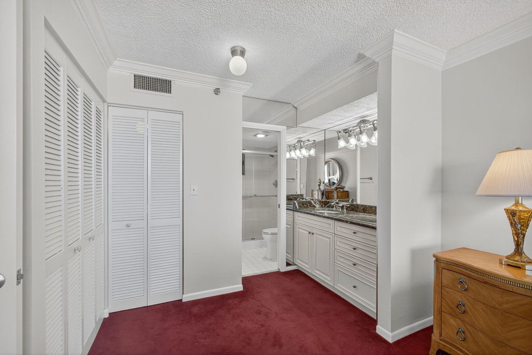 For Rent: $6,500 (2 beds, 2 baths, 1170 Square Feet)