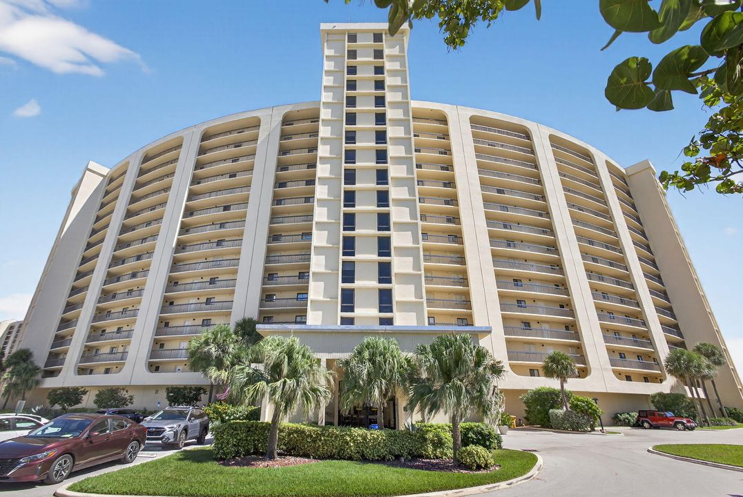 For Rent: $6,500 (2 beds, 2 baths, 1170 Square Feet)