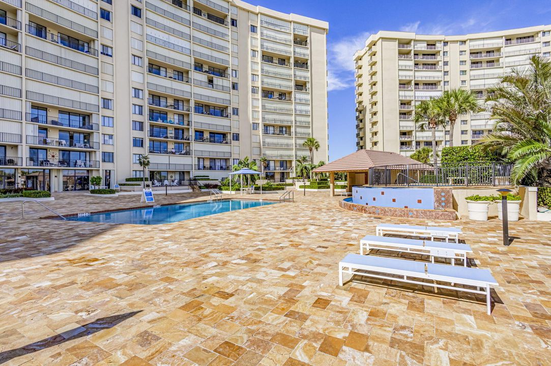 For Rent: $6,500 (2 beds, 2 baths, 1170 Square Feet)