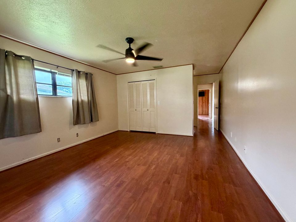 For Sale: $199,000 (2 beds, 2 baths, 1400 Square Feet)