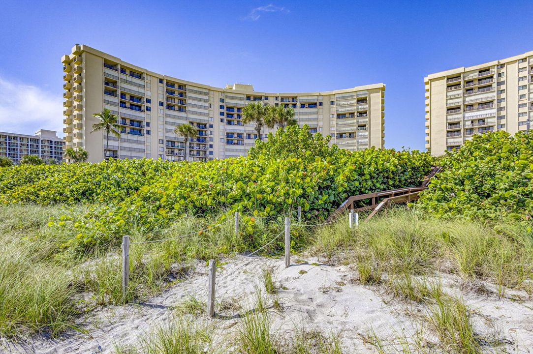 For Rent: $6,500 (2 beds, 2 baths, 1170 Square Feet)