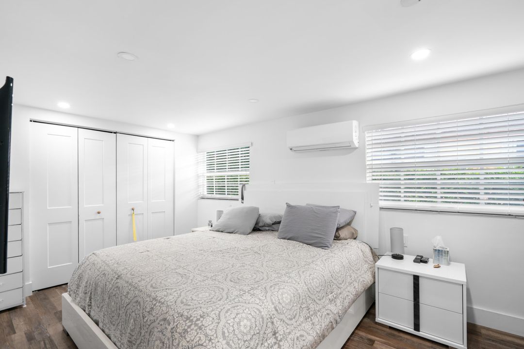 For Sale: $749,999 (4 beds, 3 baths, 1932 Square Feet)