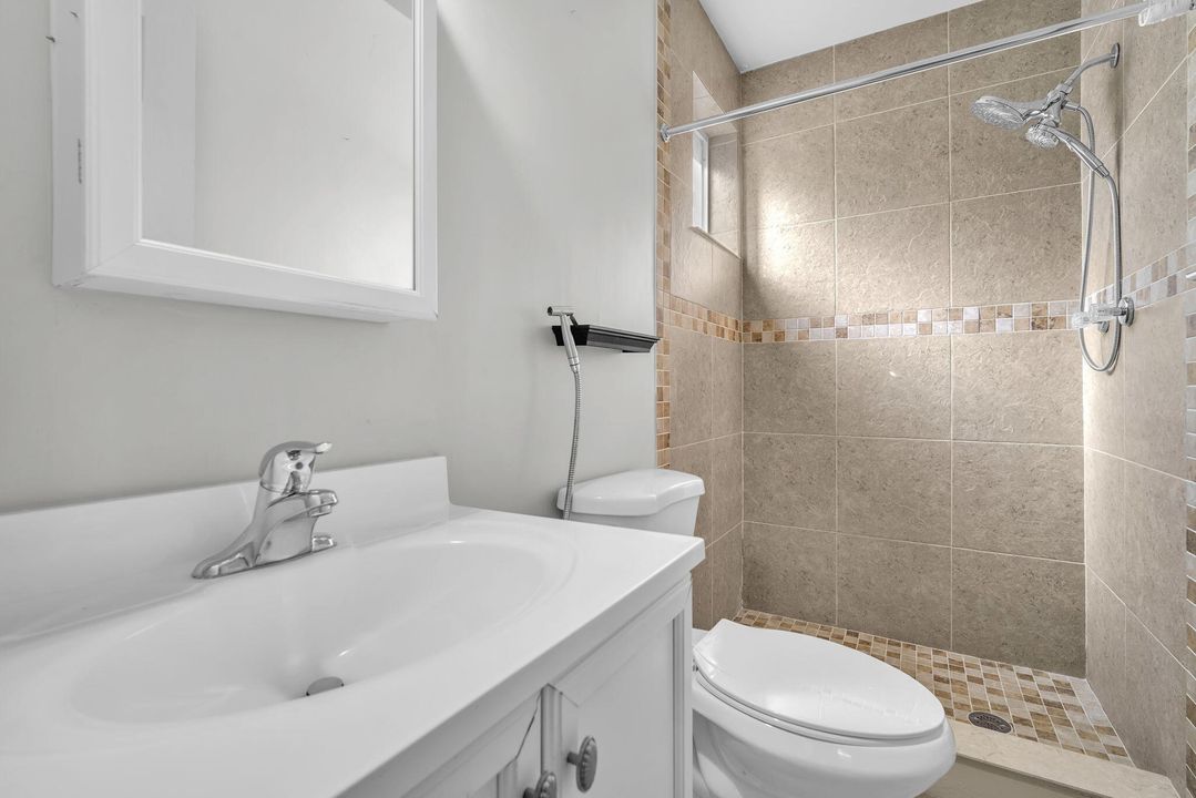 For Rent: $4,500 (3 beds, 2 baths, 2308 Square Feet)