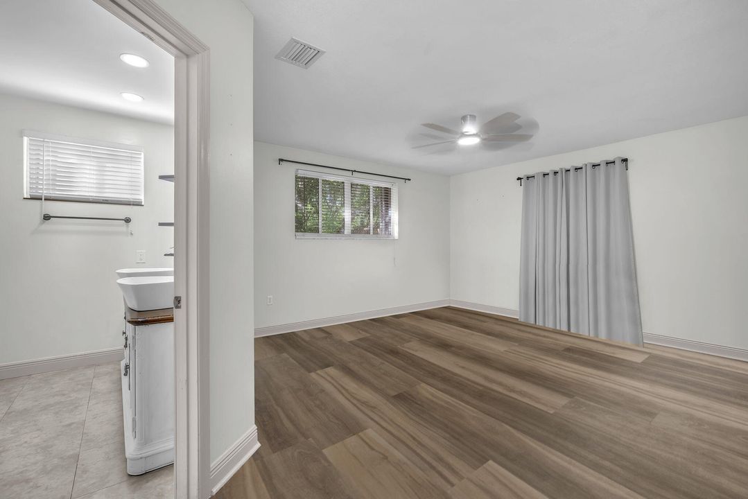 For Rent: $4,500 (3 beds, 2 baths, 2308 Square Feet)