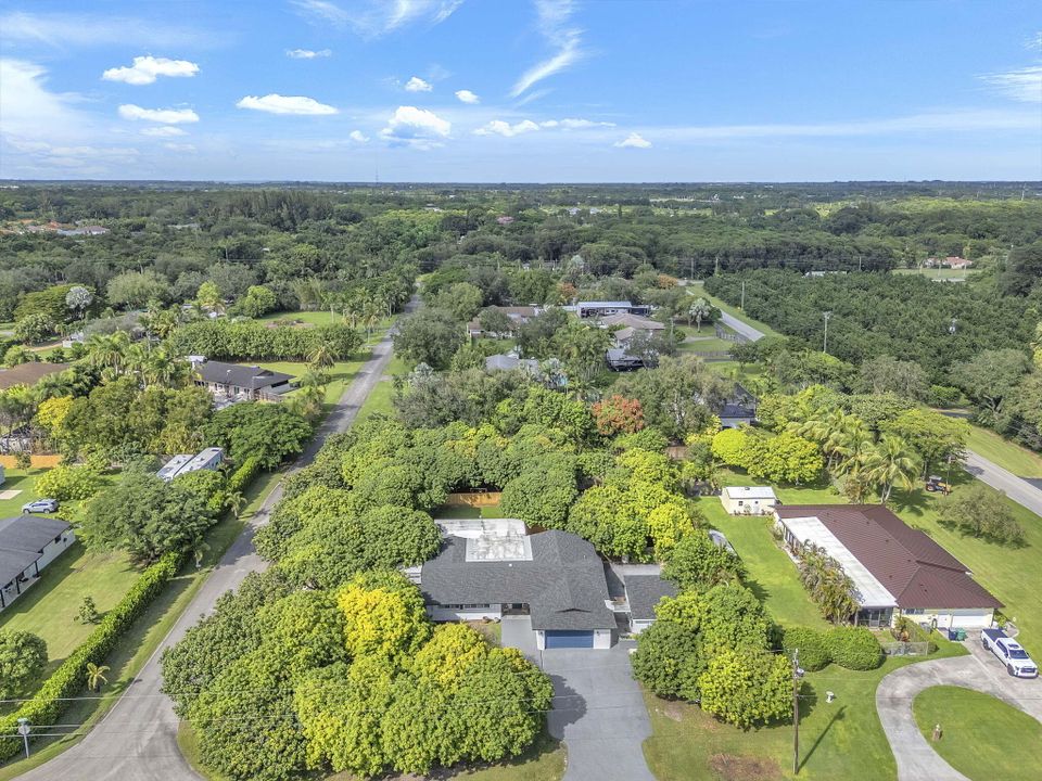 For Rent: $4,500 (3 beds, 2 baths, 2308 Square Feet)