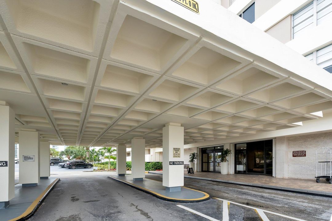 合同活跃: $2,200 (1 贝兹, 1 浴室, 762 平方英尺)