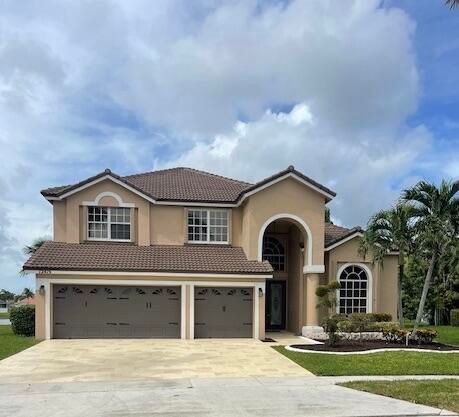 Recently Rented: $5,995 (4 beds, 3 baths, 3015 Square Feet)