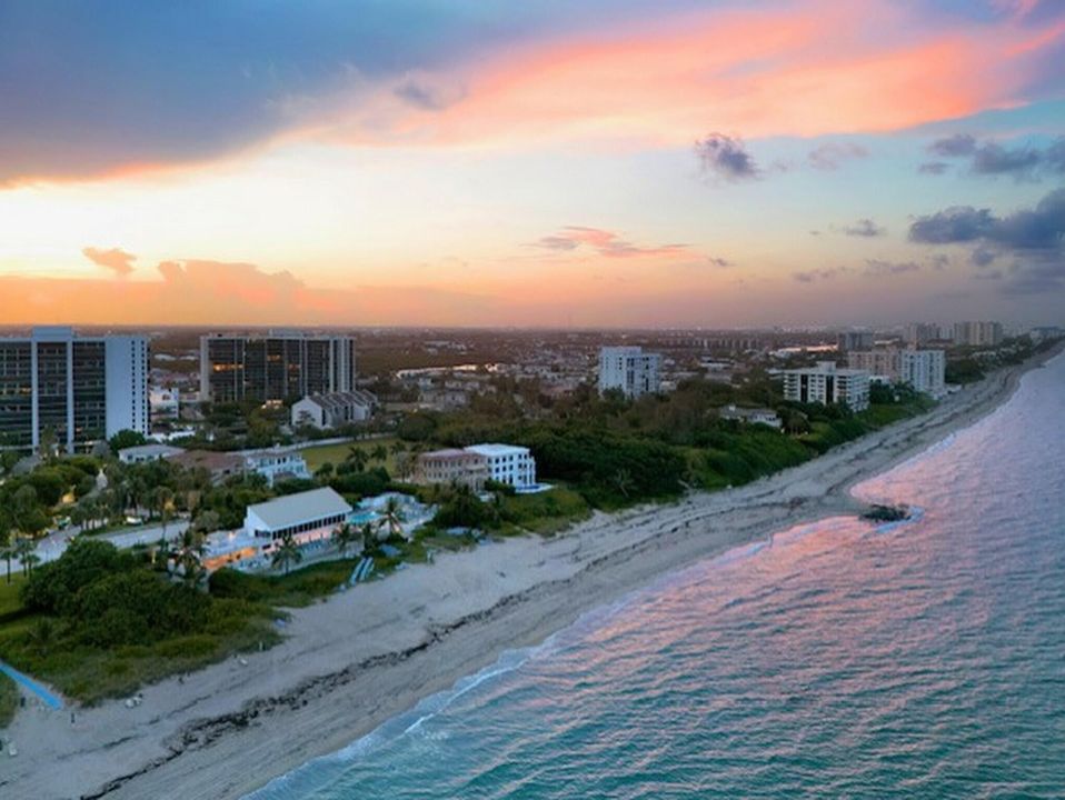 For Sale: $1,395,000 (2 beds, 2 baths, 1500 Square Feet)