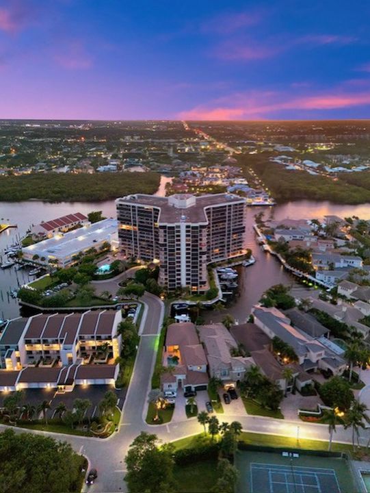 For Sale: $1,395,000 (2 beds, 2 baths, 1500 Square Feet)