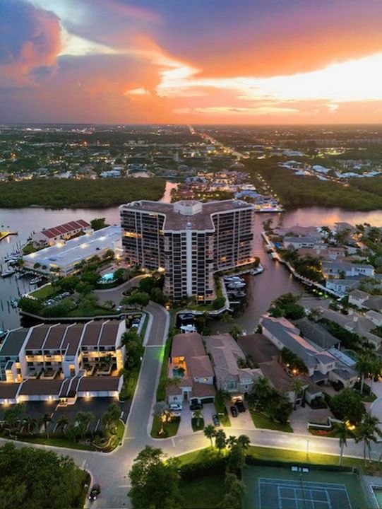 For Sale: $1,395,000 (2 beds, 2 baths, 1500 Square Feet)