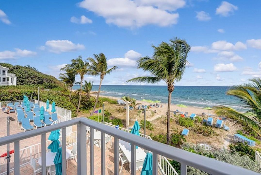 For Sale: $1,395,000 (2 beds, 2 baths, 1500 Square Feet)