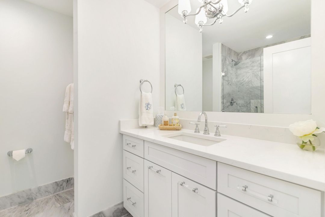 待售: $7,495,000 (3 贝兹, 3 浴室, 2433 平方英尺)