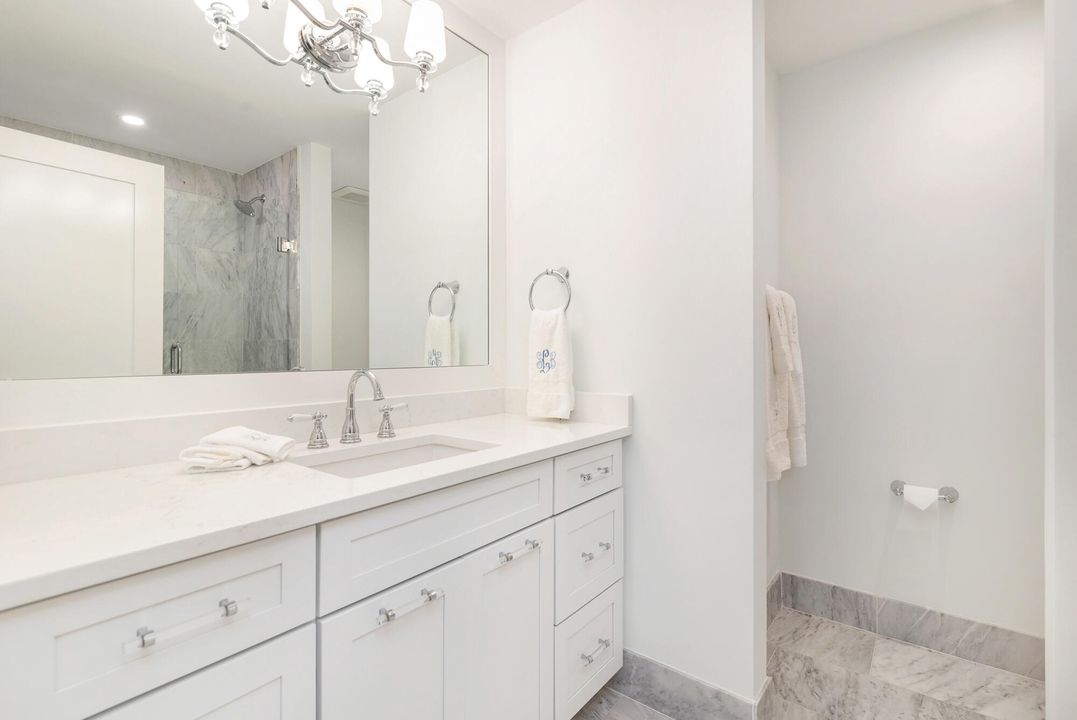 待售: $7,495,000 (3 贝兹, 3 浴室, 2433 平方英尺)