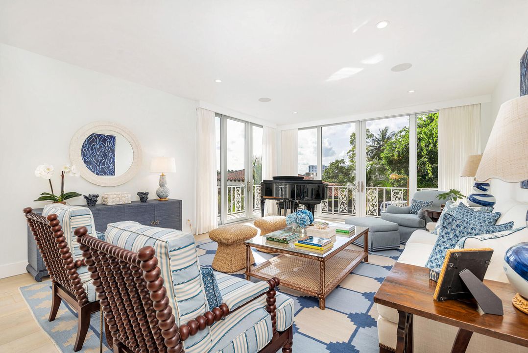 待售: $7,495,000 (3 贝兹, 3 浴室, 2433 平方英尺)