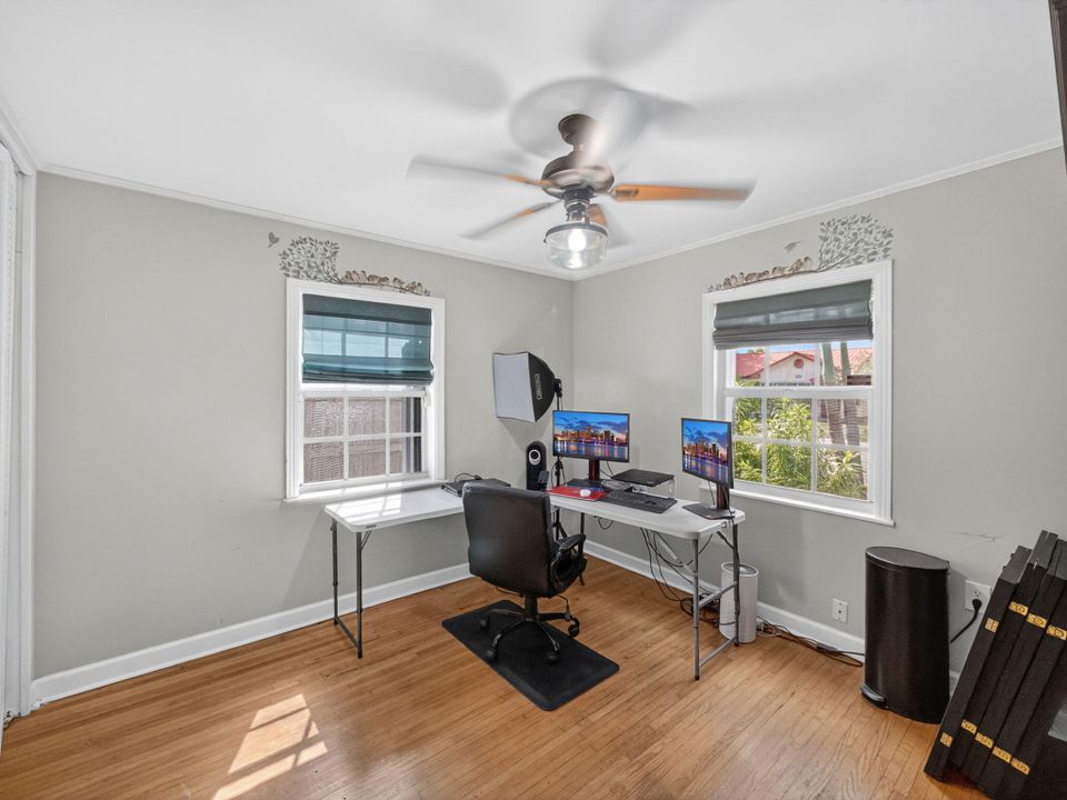 For Sale: $525,000 (3 beds, 2 baths, 1480 Square Feet)