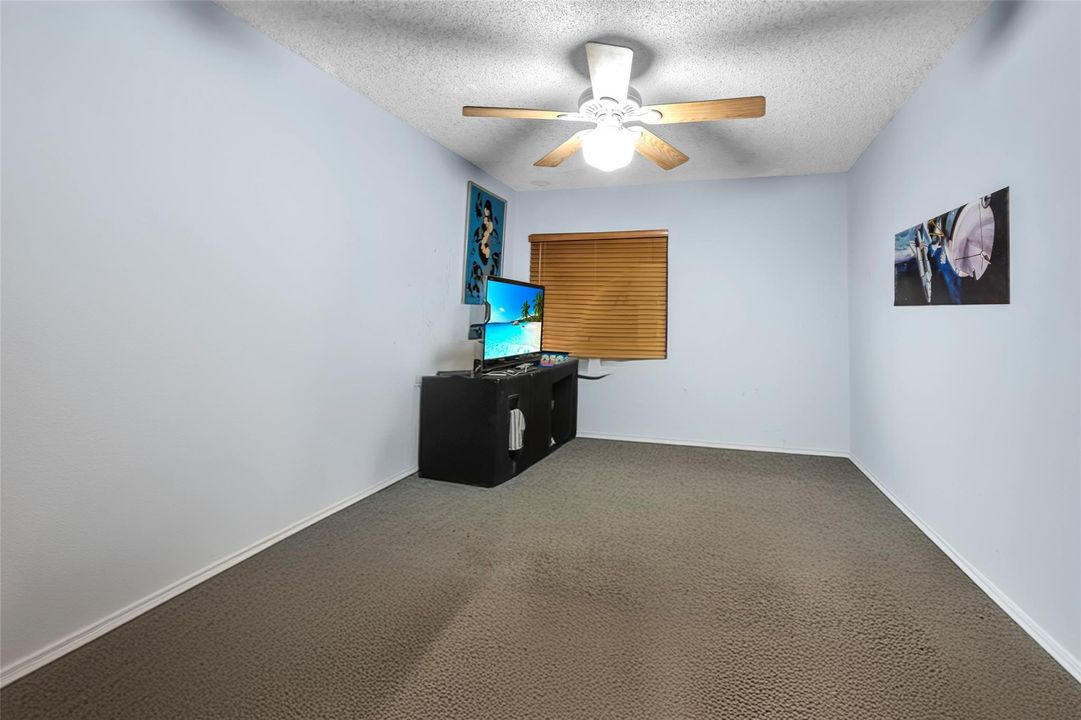 For Sale: $549,000 (3 beds, 2 baths, 1658 Square Feet)