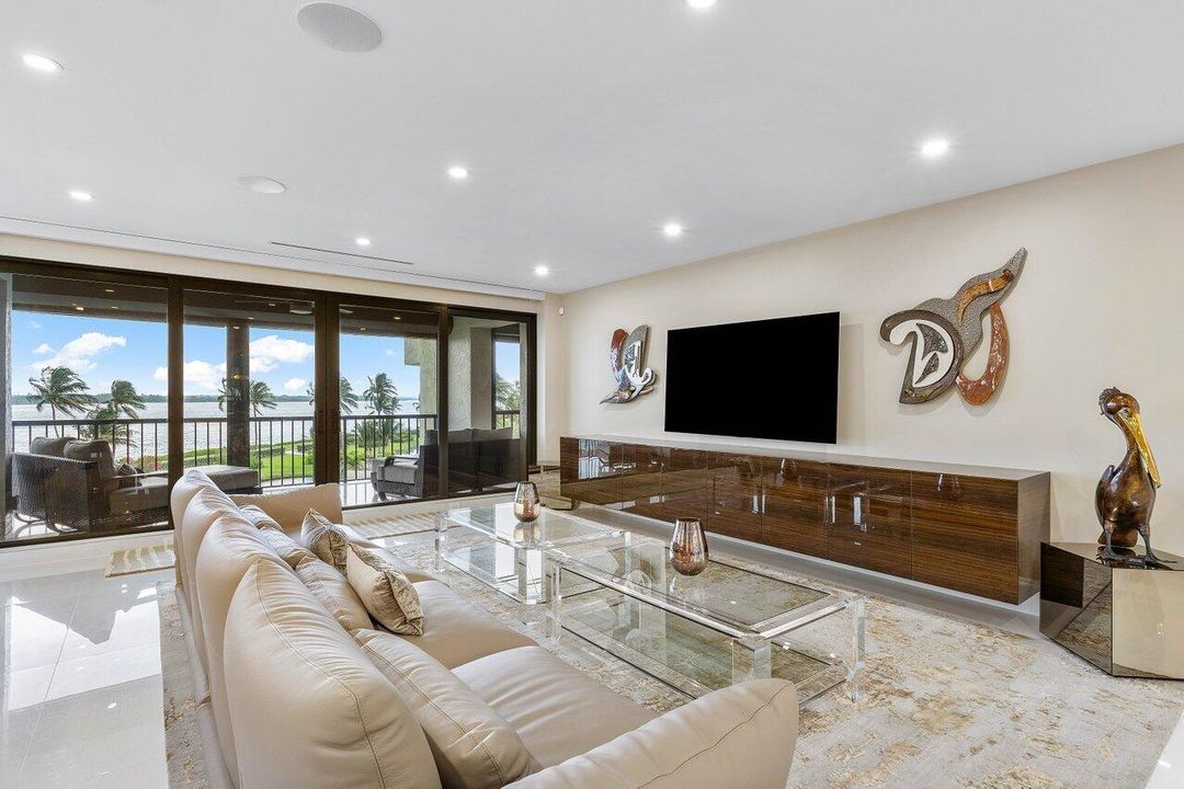 На продажу: $3,595,000 (3 спален, 4 ванн, 2762 Квадратных фут)